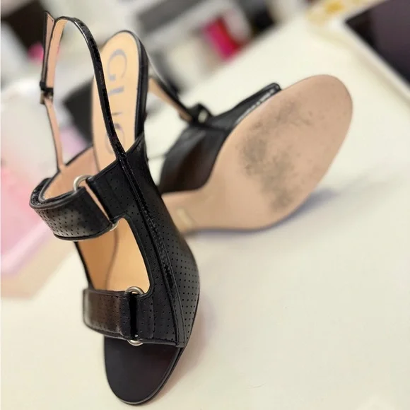 Gucci Black Perforated Heels - Picture 5 of 7